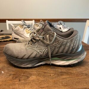 Mizuno Charcoal Athletic Sneakers